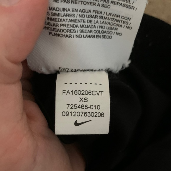 Nike Pro capris! - Picture 3 of 3